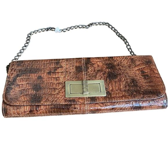 Lulu Animal Print Purse Can be used as a clutch or has a tarnished metal chain - Picture 4 of 6